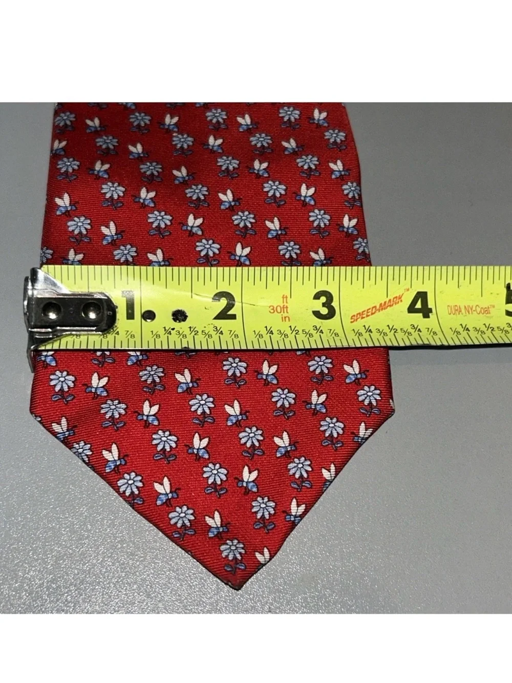 Brooks Brothers Makers Bee & Flowers Red Silk Tie Printed in Italy Made In USA